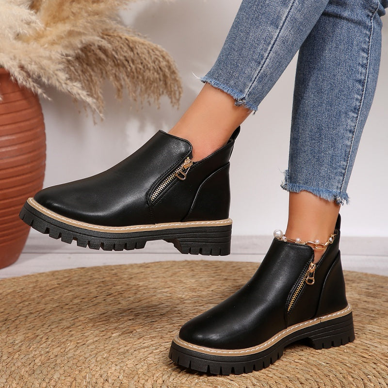 Elegant Women's Ankle Boots with Orthopedic Comfort - Black