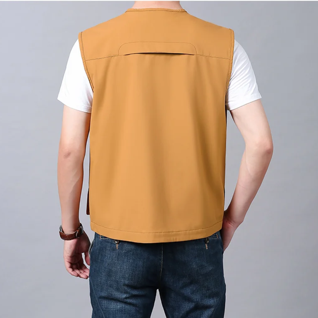Functional Men's Cargo Vest