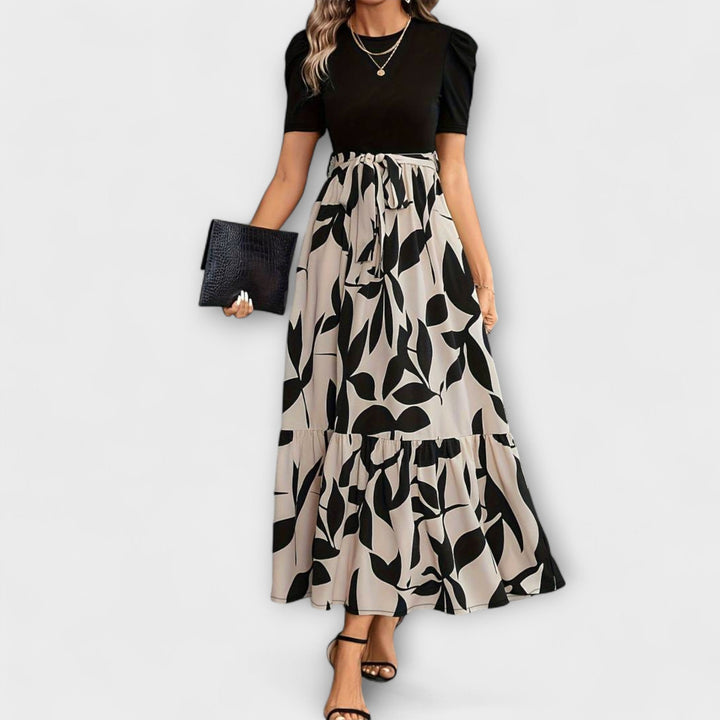 Women's Summer Dress with Floral Print - Round Neck and Short Sleeves