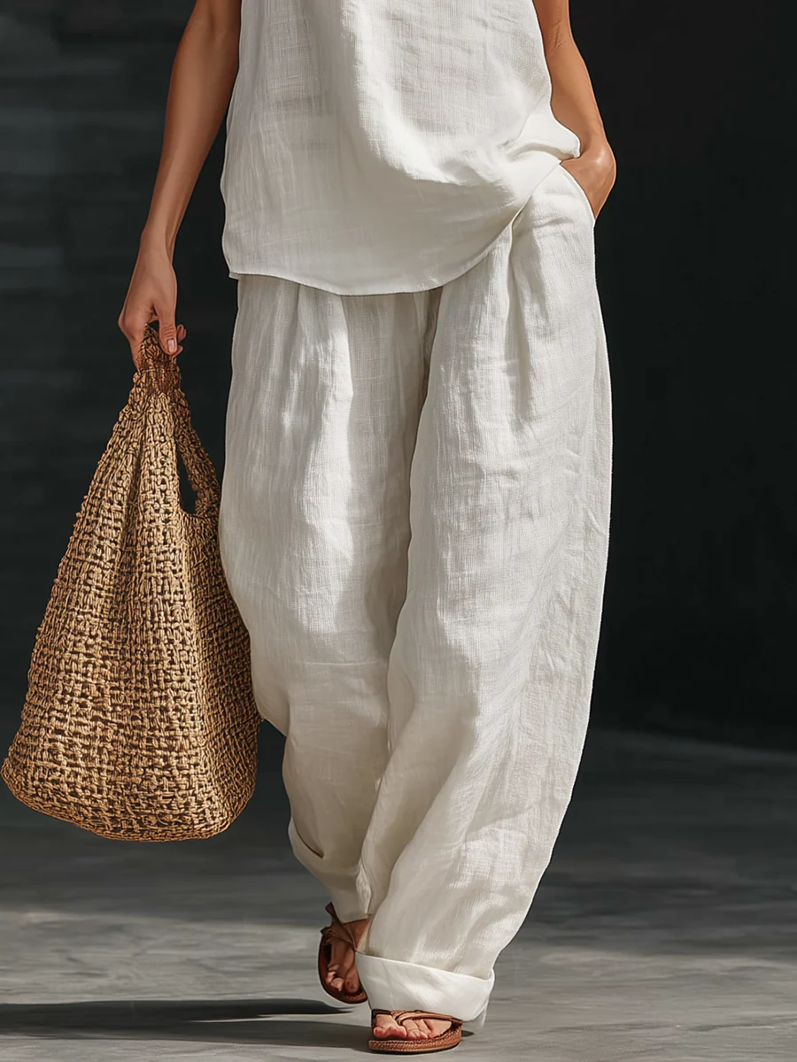 Elegant Sleeveless Women's Set with Wide Leg Pants
