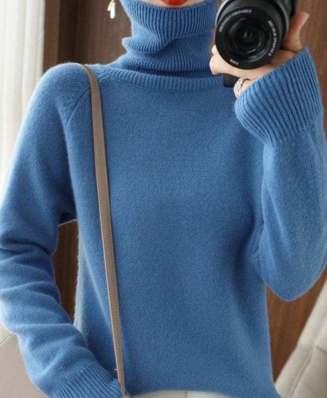 Luxurious Cozy Women's Cashmere Knit Sweater
