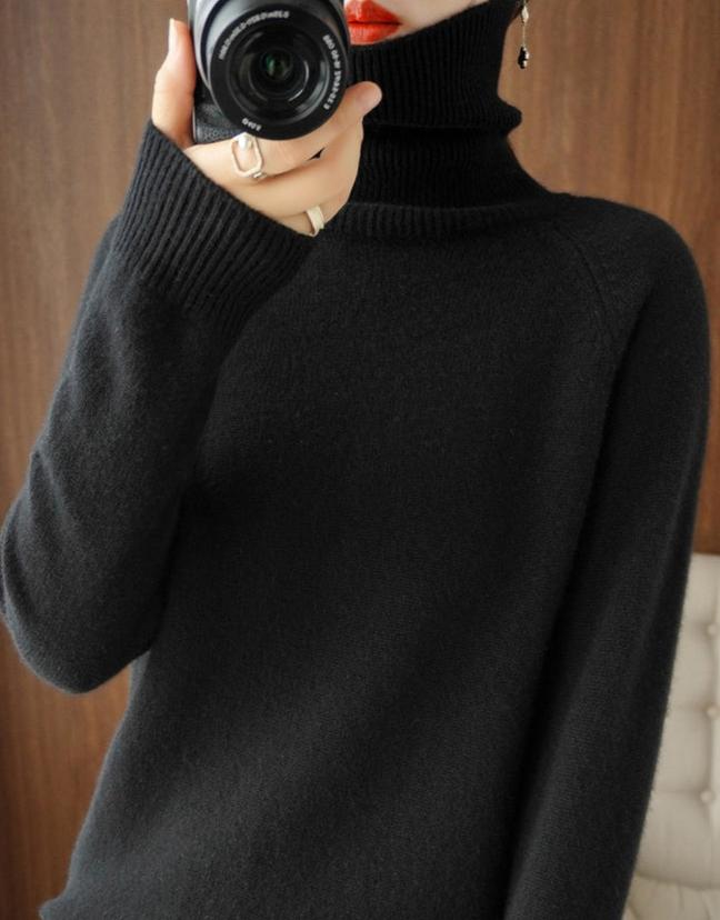 Luxurious Cozy Women's Cashmere Knit Sweater