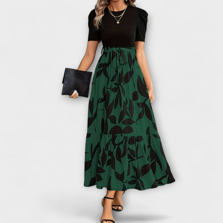 Women's Summer Dress with Floral Print - Round Neck and Short Sleeves
