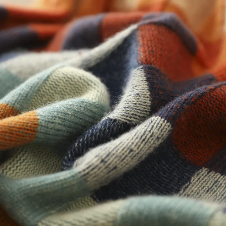 Women's Knit Sweater with Multicolor Plaid Pattern - Oversized Fit