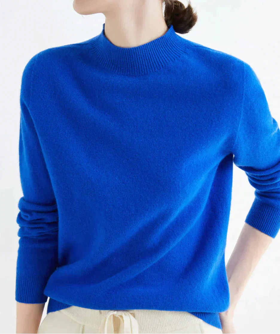 Elegant Women's Cashmere Sweater - Luxuriously Soft and Timeless
