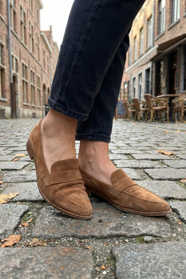 Elegant Pointed-Toe Women's Suede Loafers with Block Heel