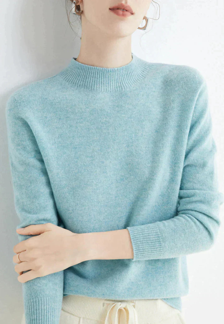 Elegant Women's Cashmere Sweater - Luxuriously Soft and Timeless