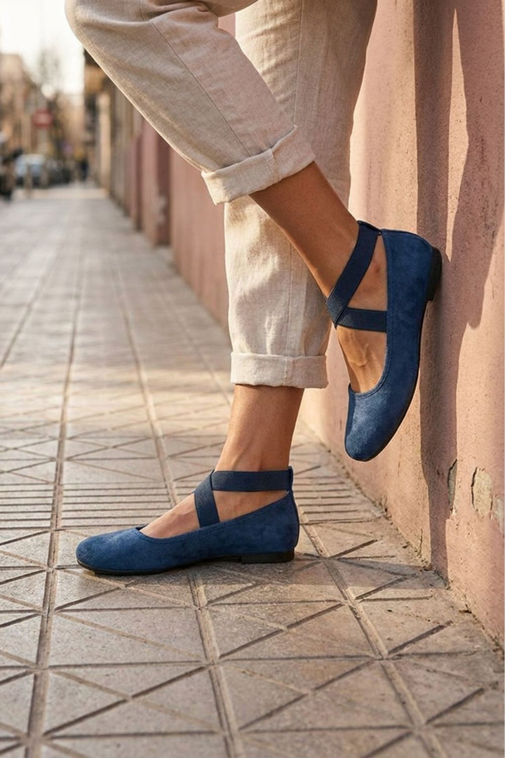 Elegant Comfortable Women's Ballet Flats with Cross Straps