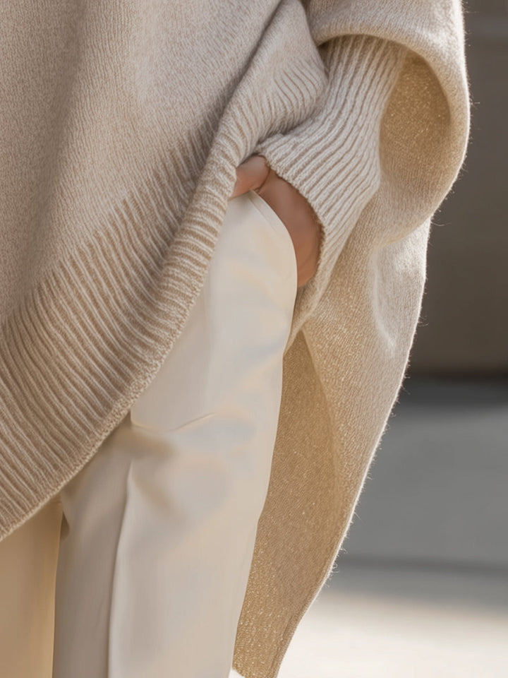 Oversized Women's Sweater - Cozy & Elegant for Casual Wear and Lounging at Home