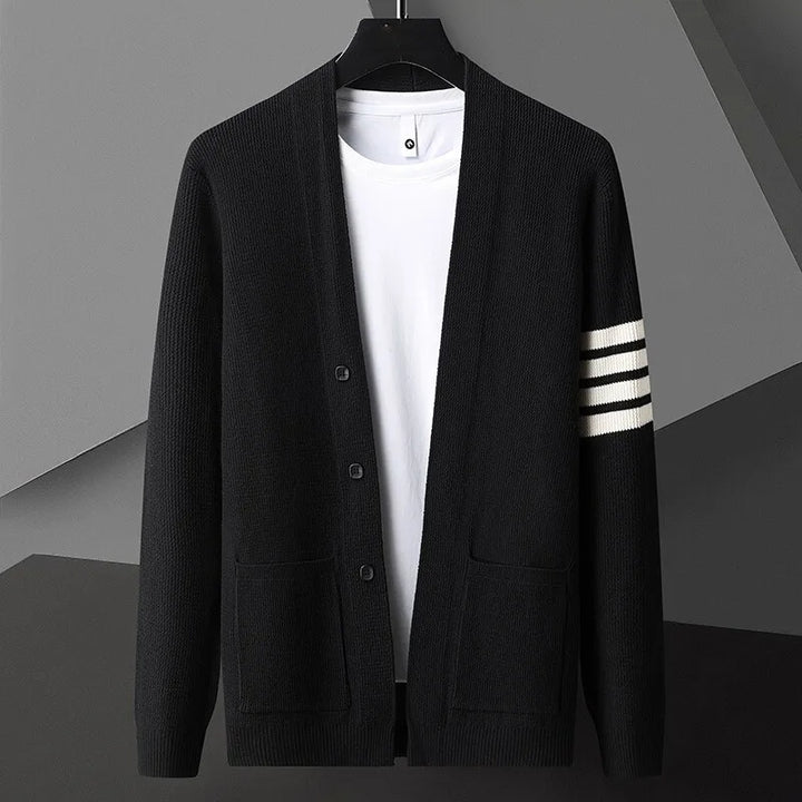 Men's Knit Cardigan with Button Placket and Front Pockets - Classic Elegant