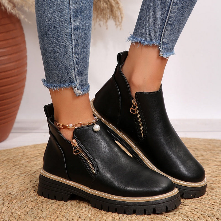 Elegant Women's Ankle Boots with Orthopedic Comfort - Black