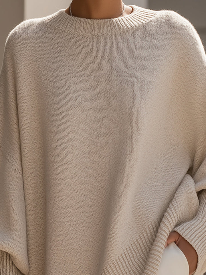 Oversized Women's Sweater - Cozy & Elegant for Casual Wear and Lounging at Home
