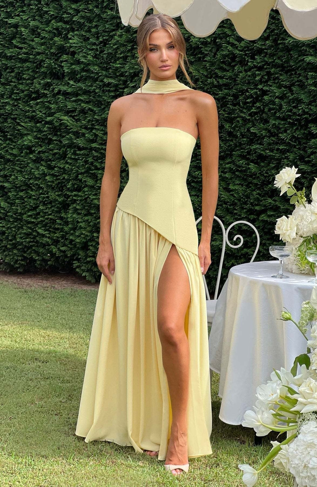 Elegant Flowing Women's Maxi Dress