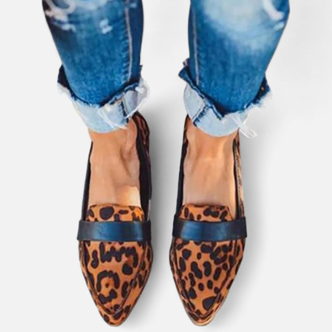 Elegant Retro Pointed-Toe Slippers for Women