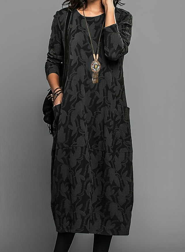 Elegant Women's Winter Dress with Long Sleeves - Form-Fitting Long Sleeve Dress for Cold Days