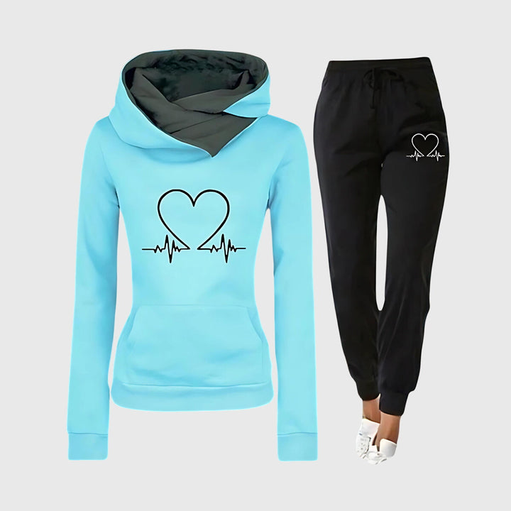 Women's Comfortable Heart Pattern Sport Outfit
