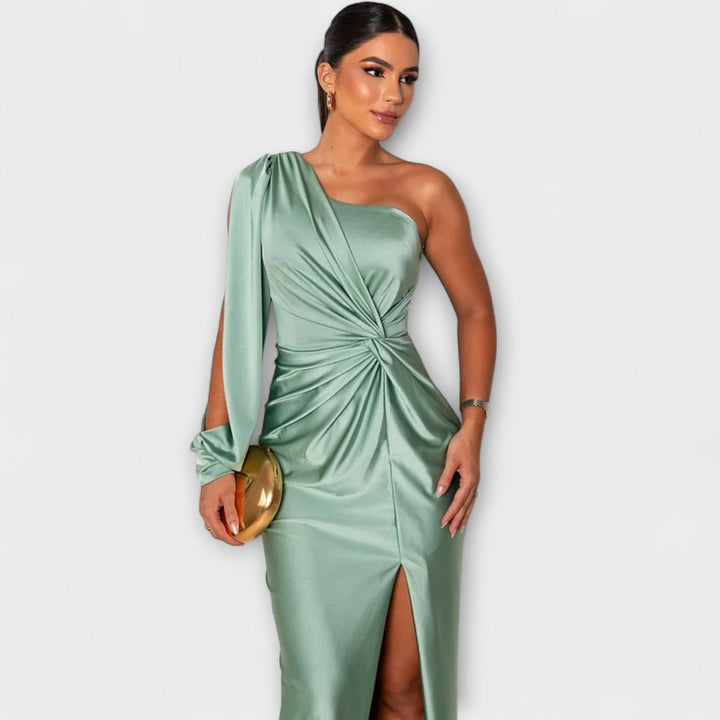Elegant Women's Dress with Round Neckline - Timeless and Versatile
