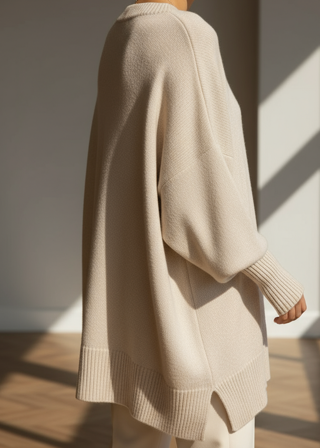Women's Oversized Wool and Cashmere Sweater - Warm Winter Knit Pullover