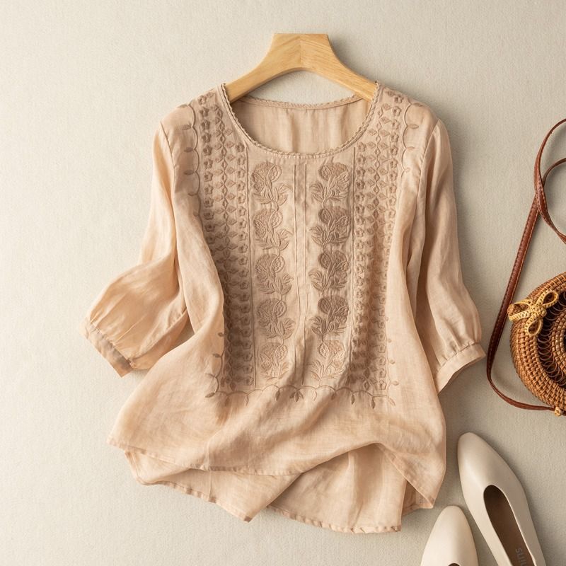 Elegant Women's Linen Blouse - Lightweight and Timeless for Warm Days