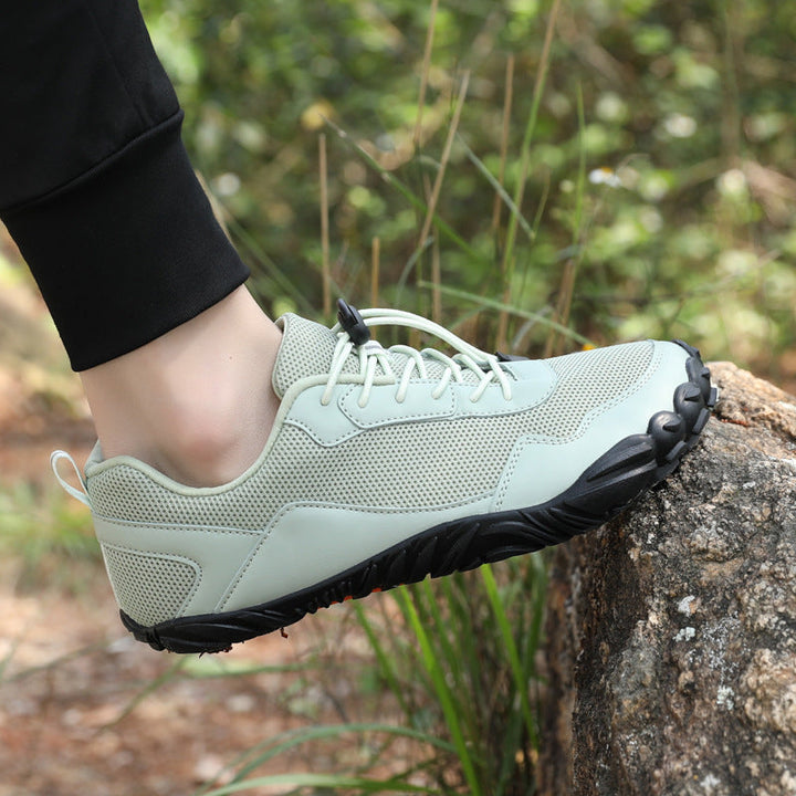Lightweight Outdoor Men's Hiking Shoe