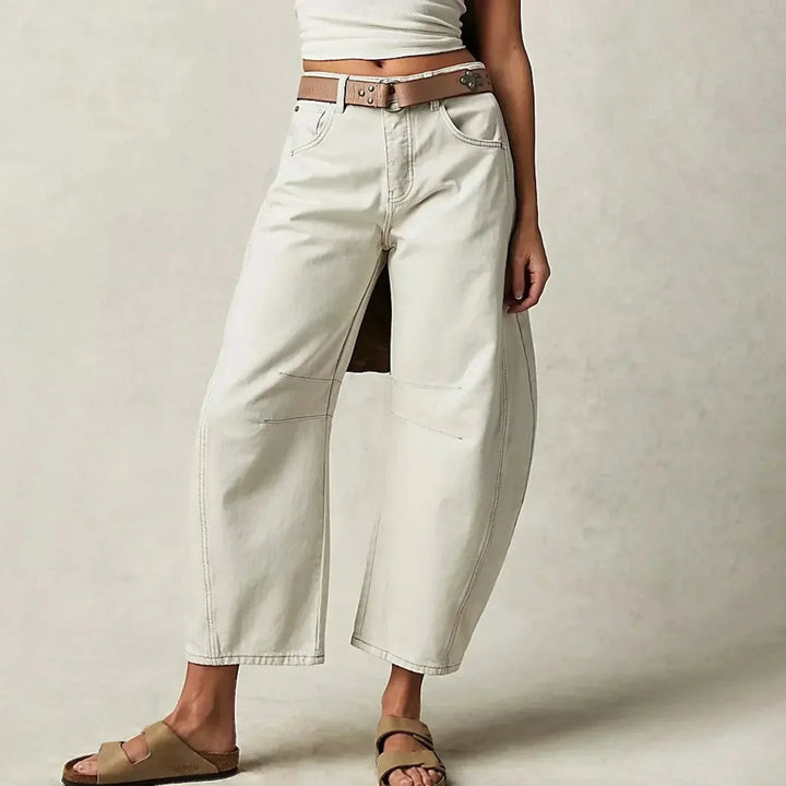 Women's Wide Leg Jeans with Relaxed Fit - Comfortable Wide-Leg Pants