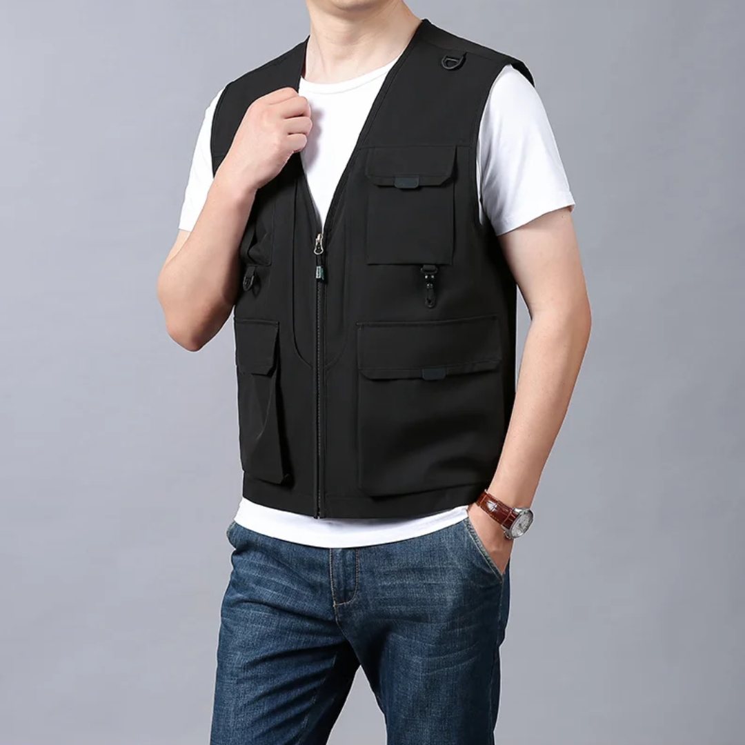 Functional Men's Cargo Vest
