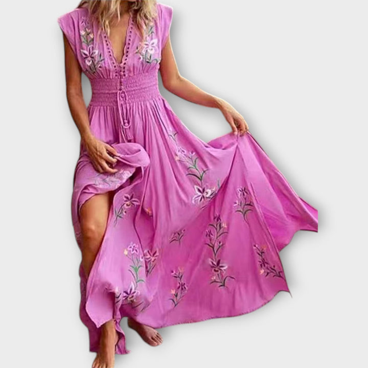 Elegant Women's Boho Dress with Romantic Embroidery - Airy and Feminine