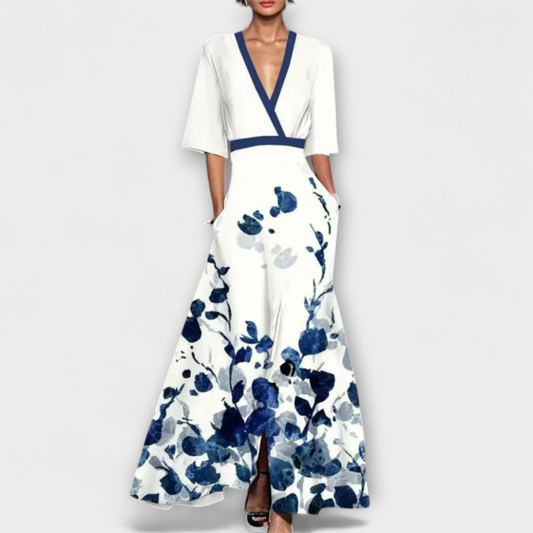 Elegant Women's Dress with Refined Details - Versatile and Stylish