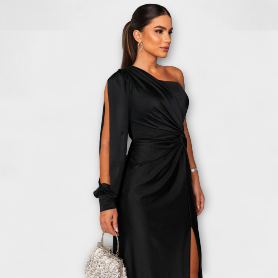 Elegant Women's Dress with Round Neckline - Timeless and Versatile