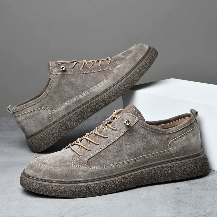 Elegant Men's Suede Sneakers - Premium Comfort and Style