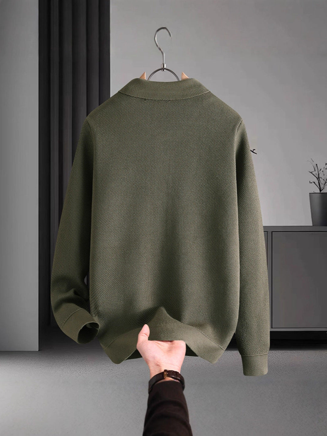 Warm Men's Cardigan - Chunky Knit and Wind-Resistant for Fall and Winter