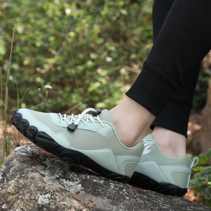 Lightweight Outdoor Men's Hiking Shoe