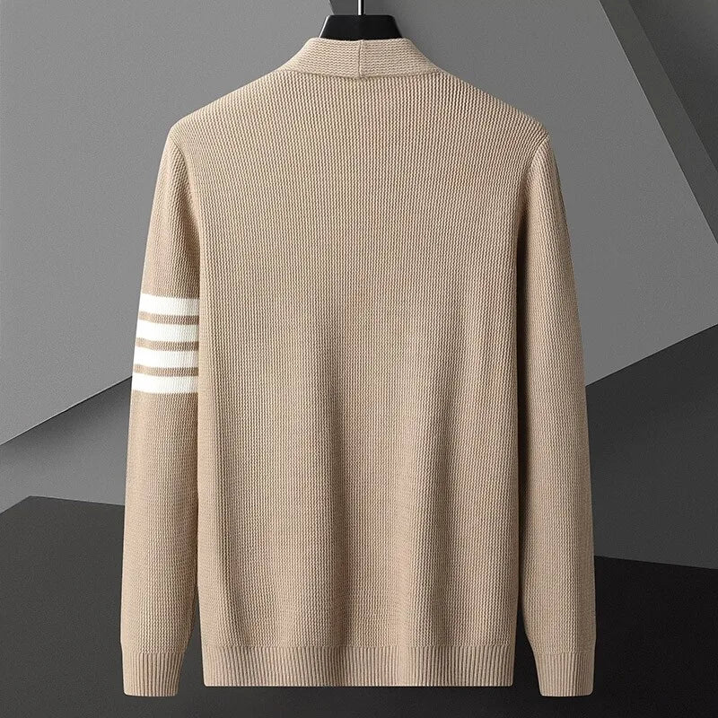 Men's Knit Cardigan with Button Placket and Front Pockets - Classic Elegant