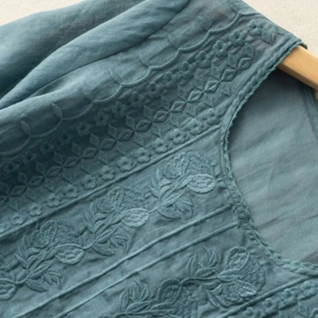 Elegant Women's Linen Blouse - Lightweight and Timeless for Warm Days