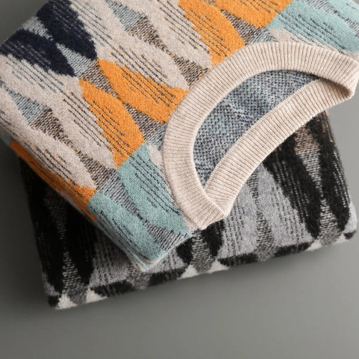 Men's Textured Pullover with Geometric Lines - Lightweight Knit