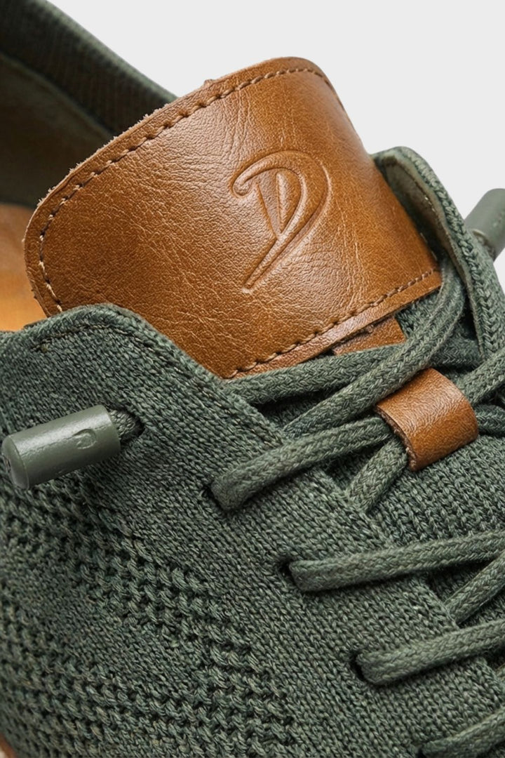 Lightweight Breathable Men's Knit Sneakers