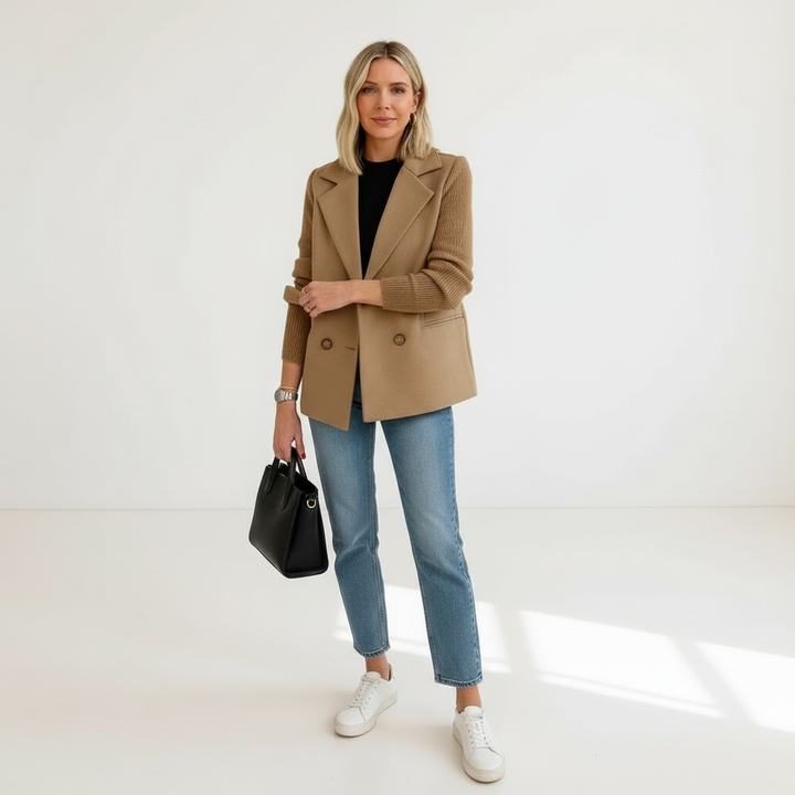 Elegant Women's Casual Blazer with Double-Breasted Closure