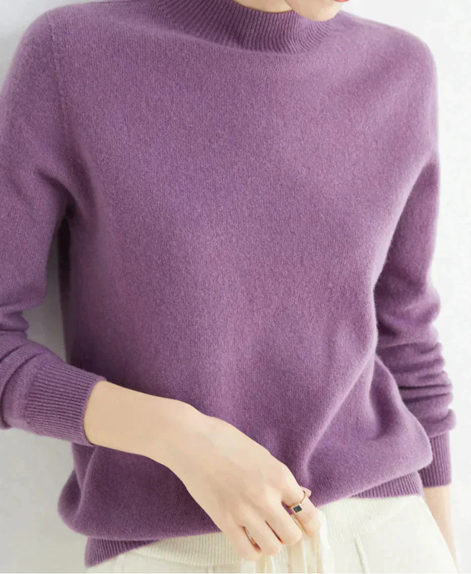 Elegant Women's Cashmere Sweater - Luxuriously Soft and Timeless