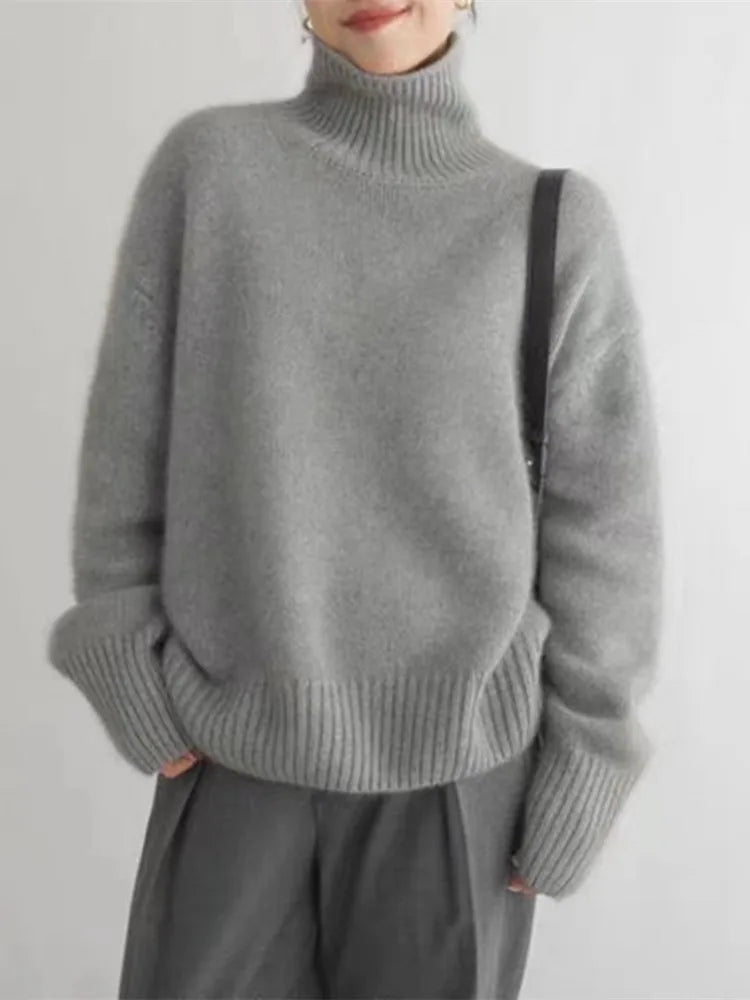 Elegant Women's Cashmere Turtleneck Sweater with High Collar