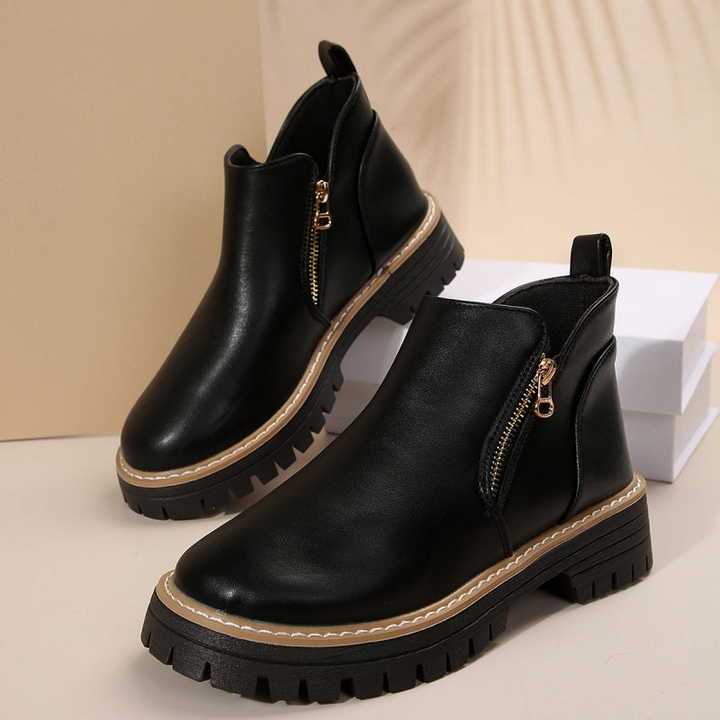 Elegant Women's Ankle Boots with Orthopedic Comfort - Black