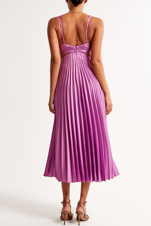 Elegant Pleated Women's Maxi Dress with V-Neck and Waist Cut-Out
