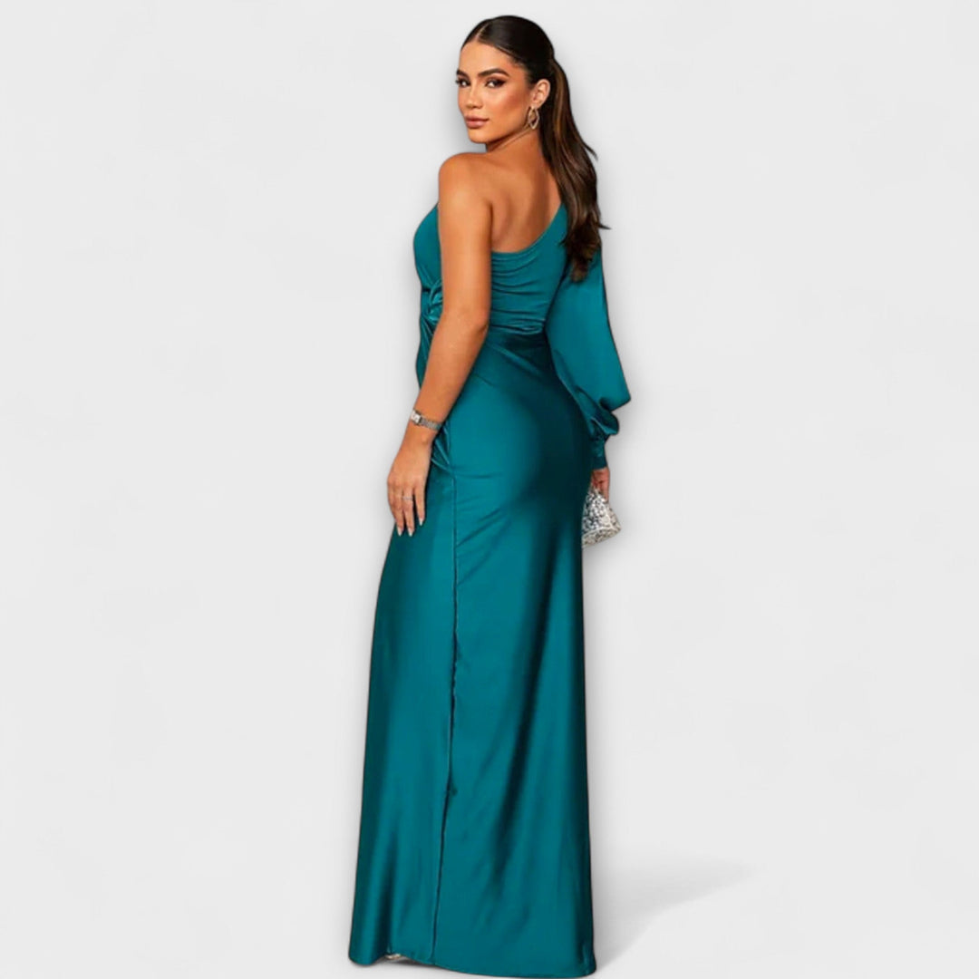 Elegant Women's Dress with Round Neckline - Timeless and Versatile