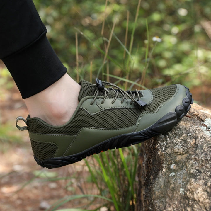 Lightweight Outdoor Men's Hiking Shoe