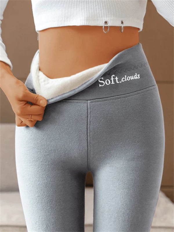 Women's Winter Pants with Warm Fleece Lining - Weatherproof and Stretch