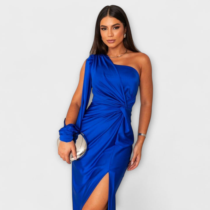 Elegant Women's Dress with Round Neckline - Timeless and Versatile