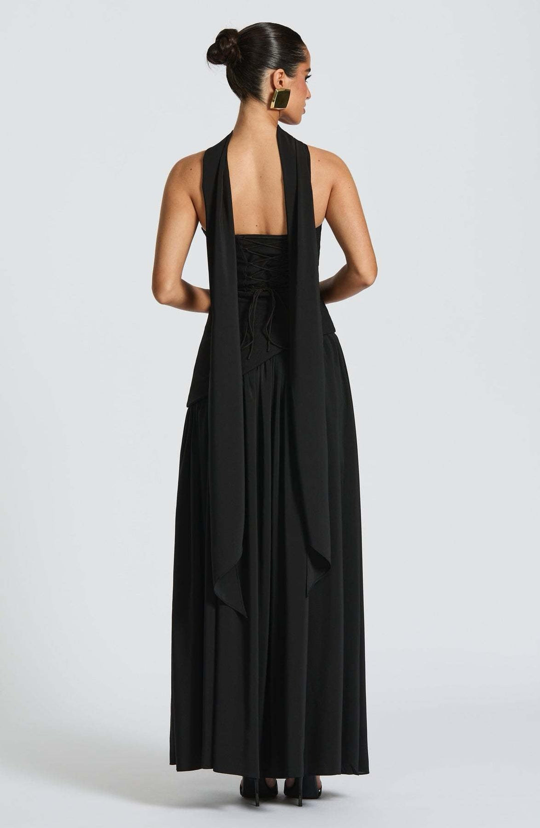 Elegant Flowing Women's Maxi Dress
