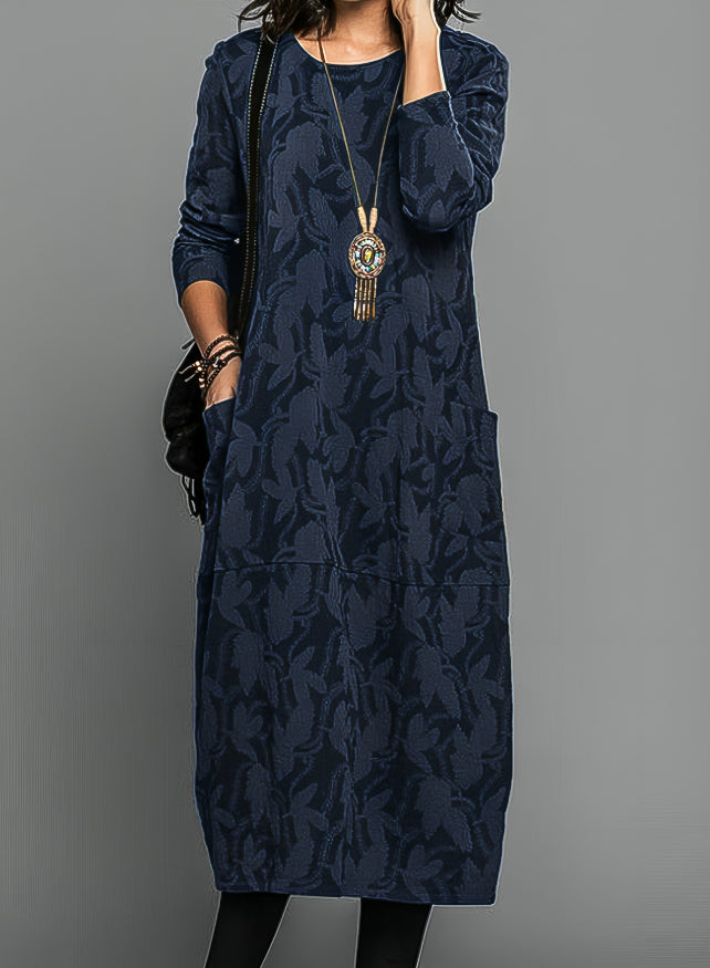 Elegant Women's Winter Dress with Long Sleeves - Form-Fitting Long Sleeve Dress for Cold Days