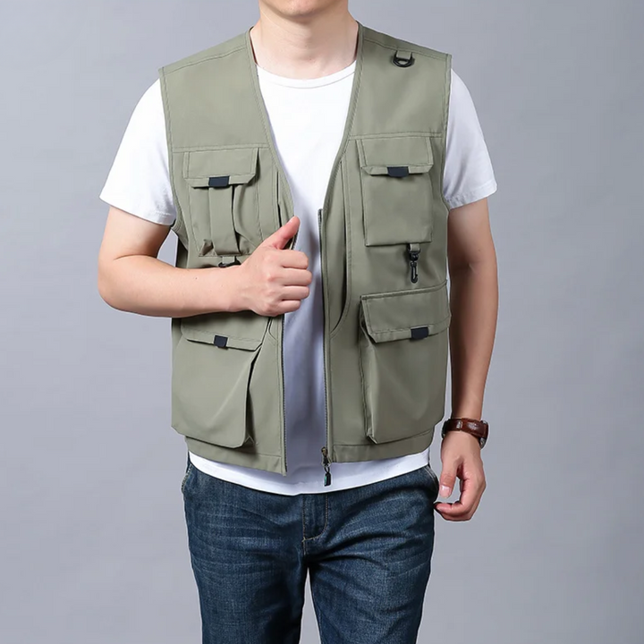 Functional Men's Cargo Vest