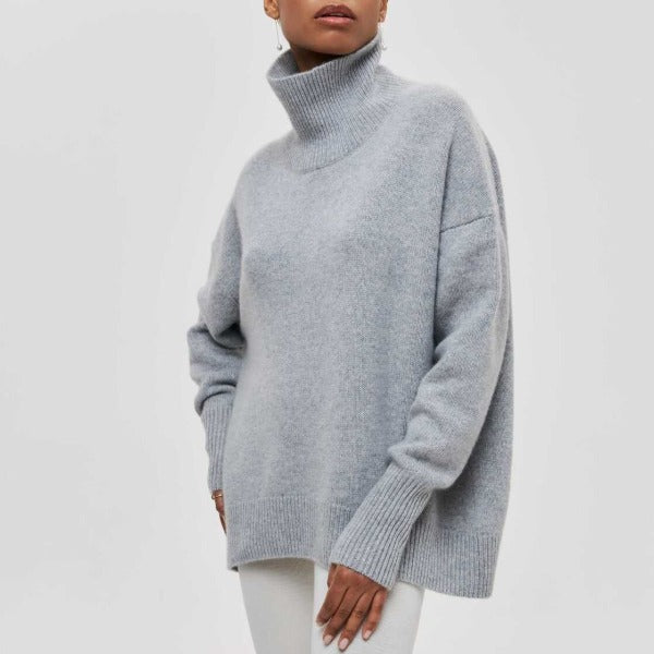 Elegant Women's Turtleneck Sweater - Soft and Versatile