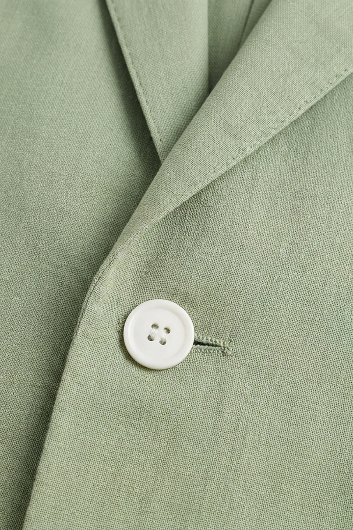 Elegant Classic Men's Two-Piece Suit